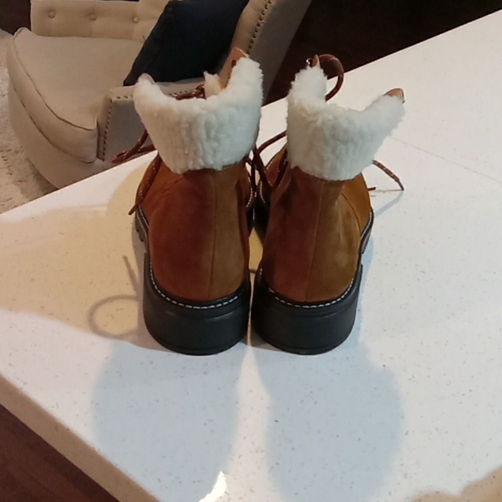 Bernardo Studio Dash boot in tobacco split suede w shearling collar size 9 NWT - Picture 7 of 8